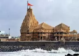 Grand Gujarat Road‑Trip: From Palitana Temples to Somnath Shore